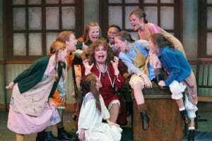 Cast of Annie